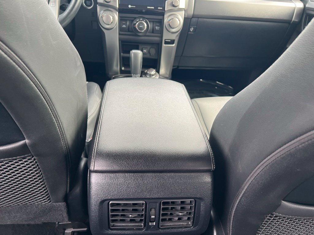 Used 2021 Toyota 4Runner SR5 Premium AWD/4WD image 23