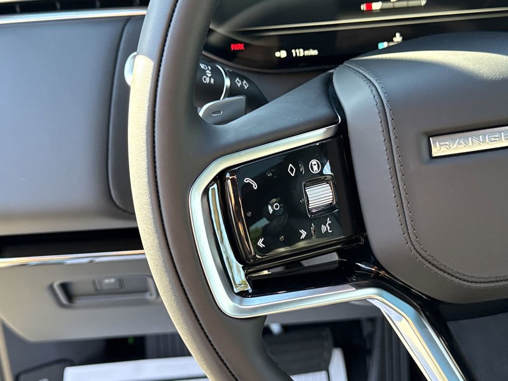 New 2025 Land Rover Range Rover Sport SE image 23