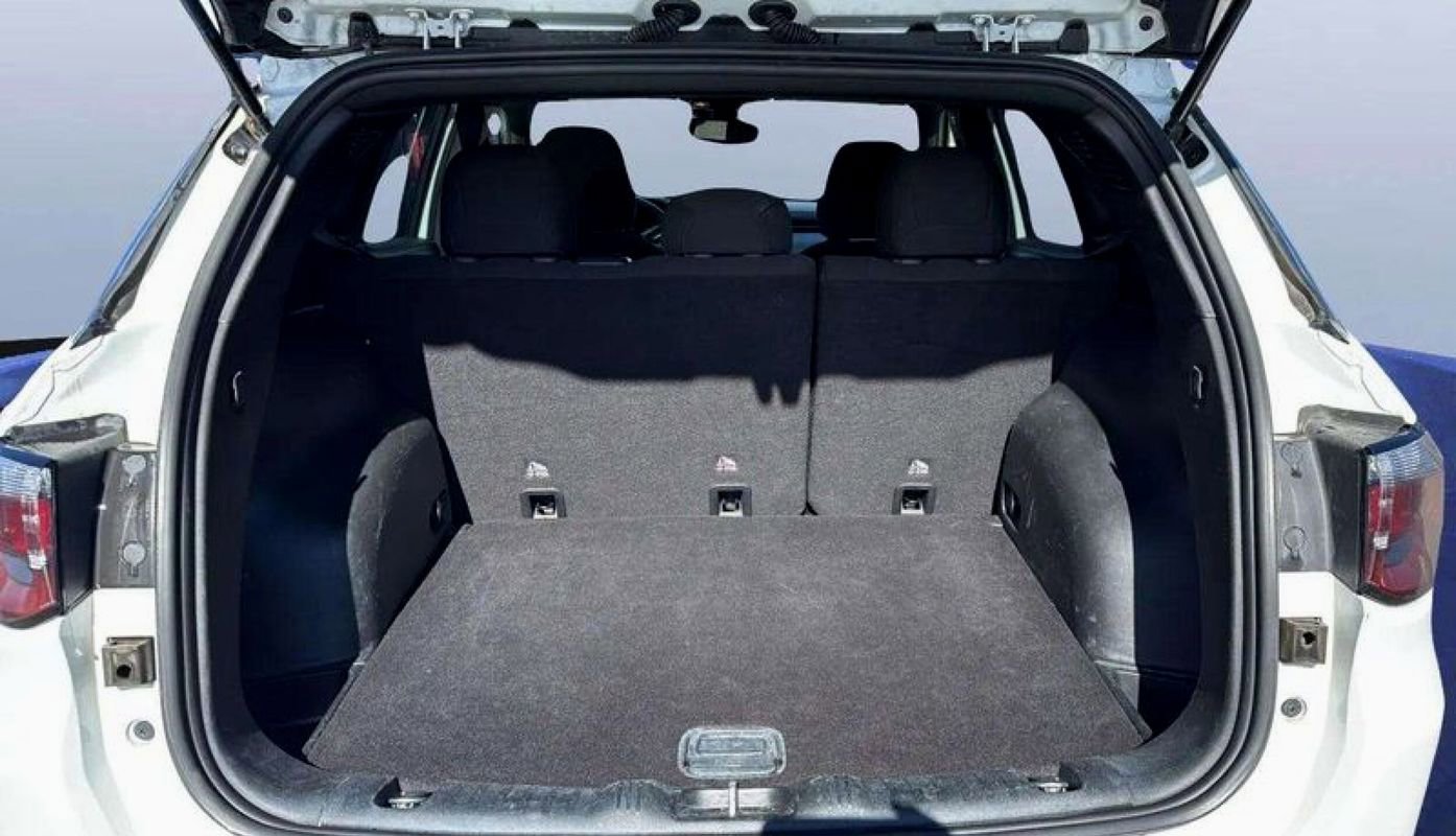 Used 2023 Jeep Compass Sport image 15