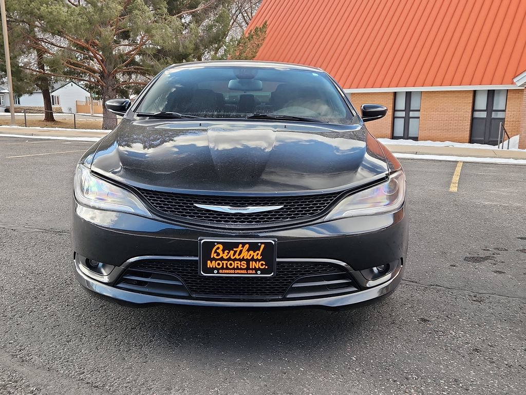 Used 2015 Chrysler 200 S AWD/4WD image 5