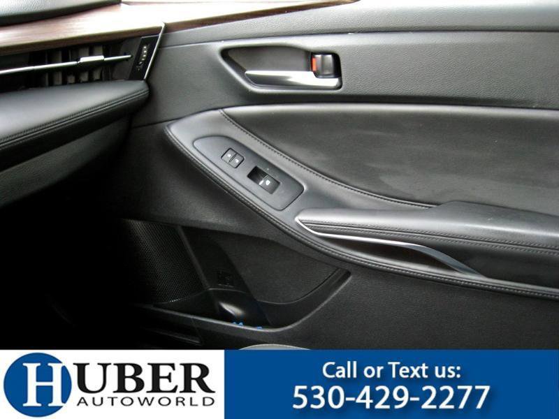 Used 2019 Toyota Avalon XLE FWD image 10