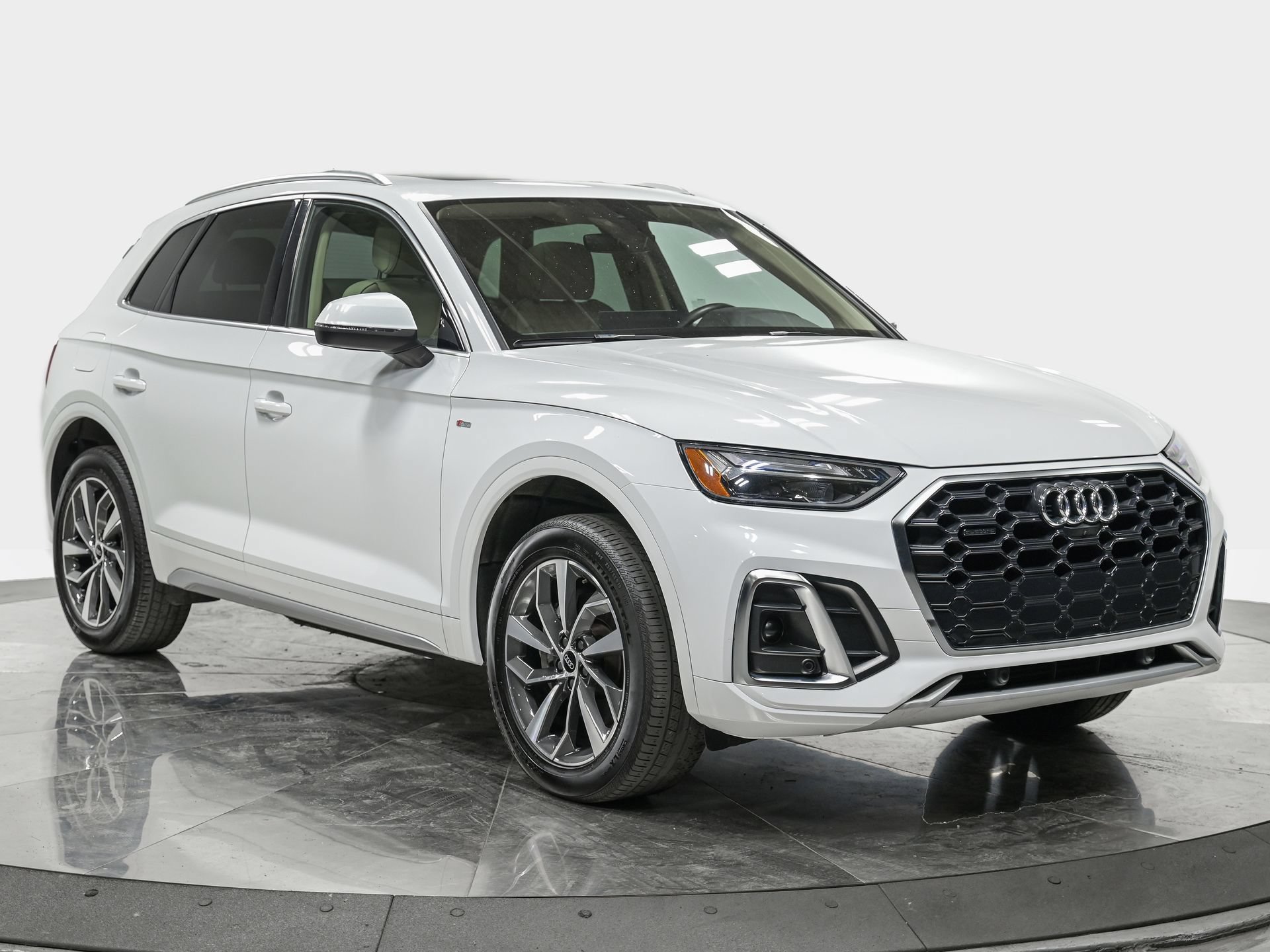 Used 2024 Audi Q5 2.0T Premium Plus AWD/4WD image 9