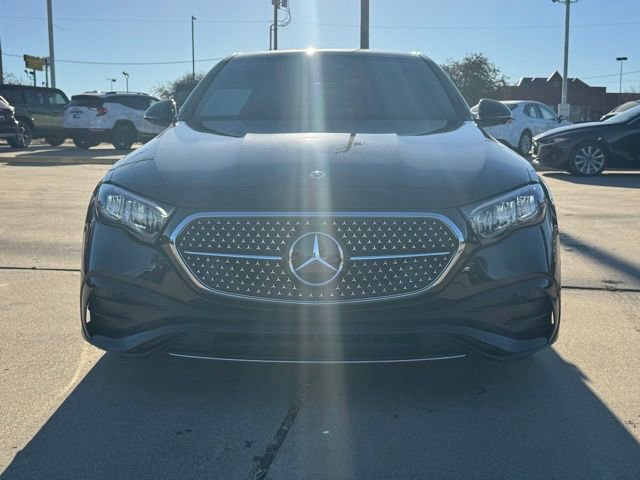 Used 2024 Mercedes-Benz E 350 4MATIC Sedan image 2