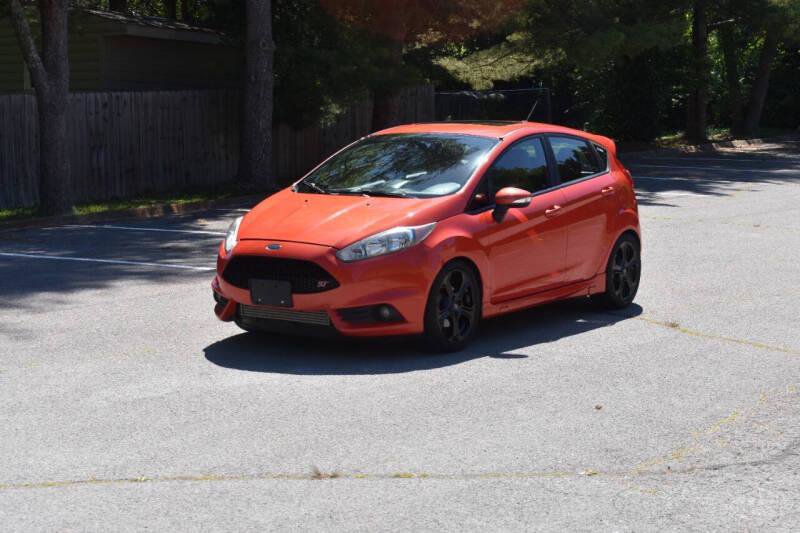 Used 2015 Ford Fiesta ST w/ ST Recaro Package FWD image 2