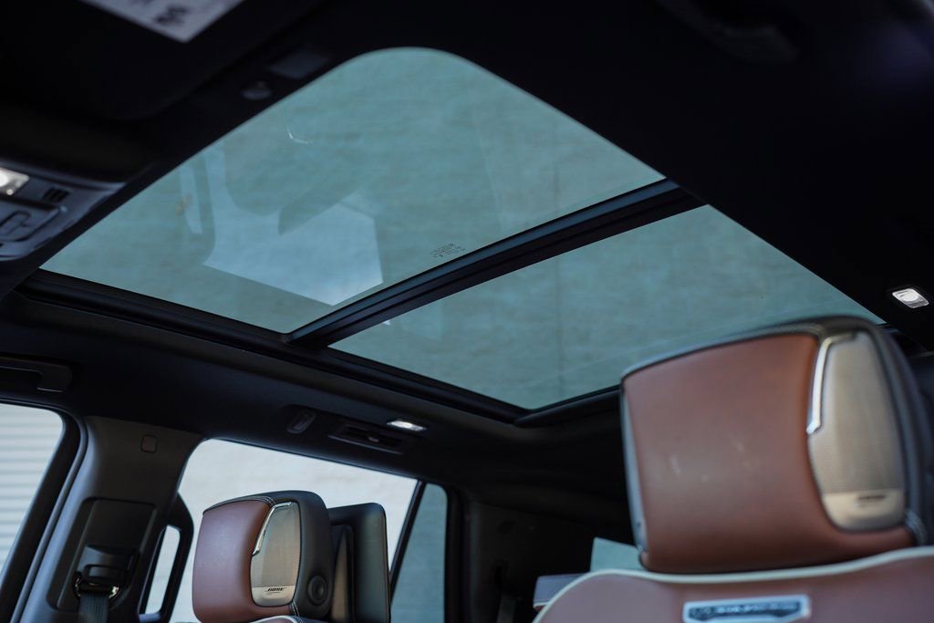 Used 2024 GMC Yukon Denali Ultimate image 38