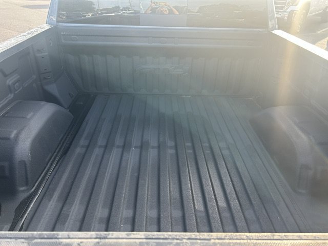 Used 2024 GMC Sierra 1500 AT4 w/ Technology Package AWD/4WD image 10