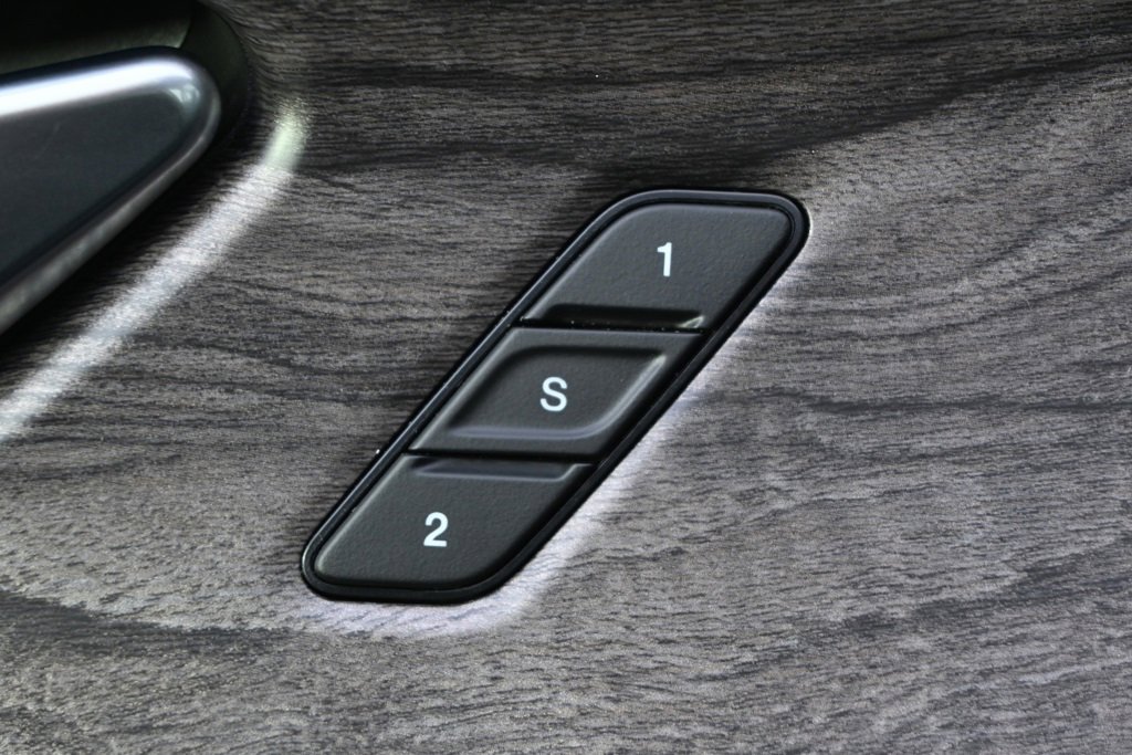 Used 2022 Jeep Grand Cherokee L Limited image 25