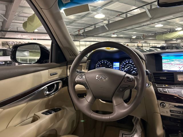 Used 2019 INFINITI Q70 Luxe w/ Proactive Package image 24