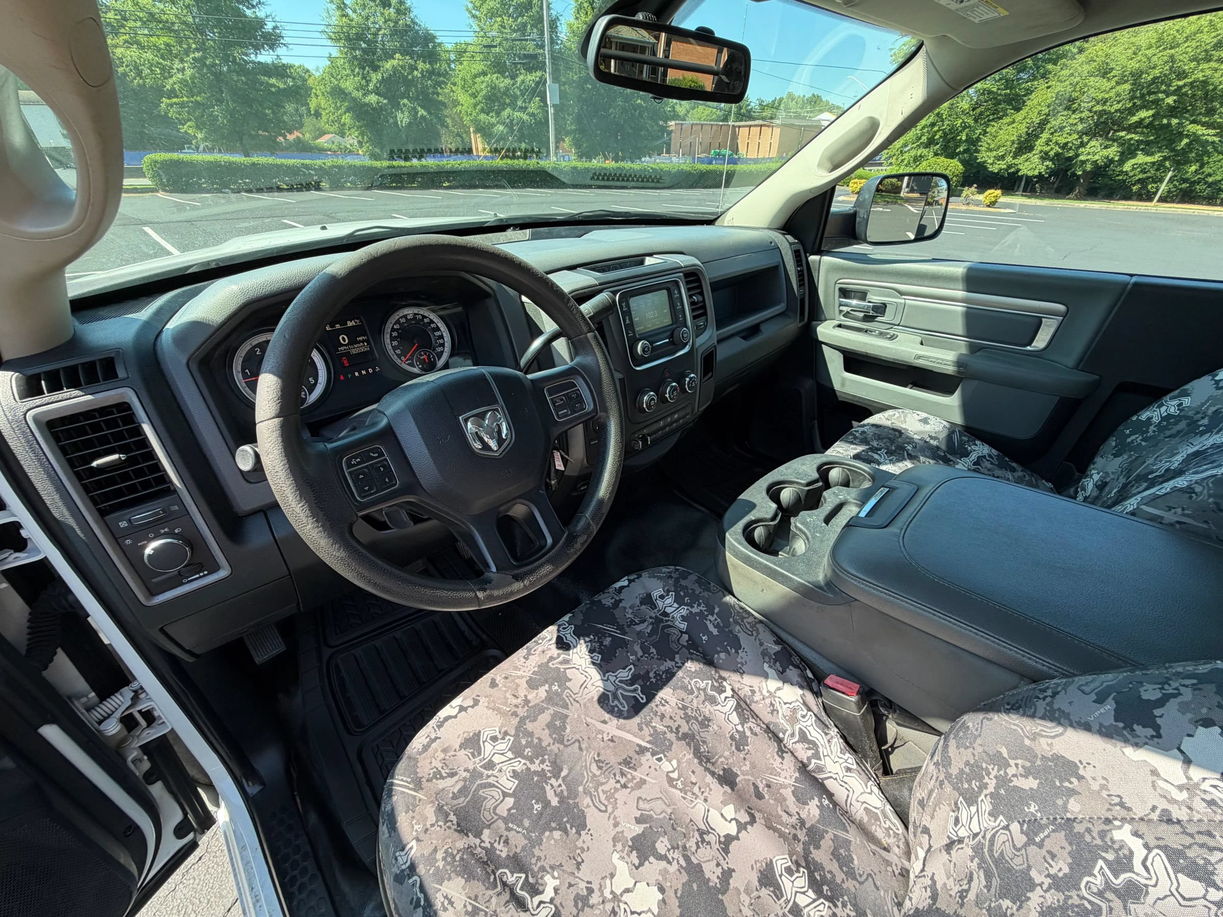 Used 2015 RAM 3500 Tradesman w/ Power & Remote Entry Group AWD/4WD image 16