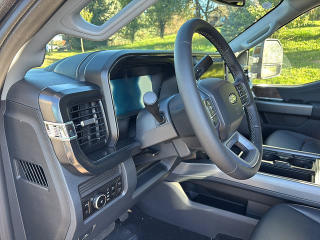 New 2027 Ford F250 Lariat w/ Black Appearance Package AWD/4WD image 12