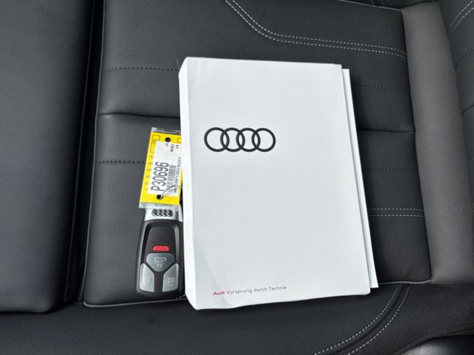 Used 2024 Audi Q5 e Premium Plus w/ Premium Plus Package image 22