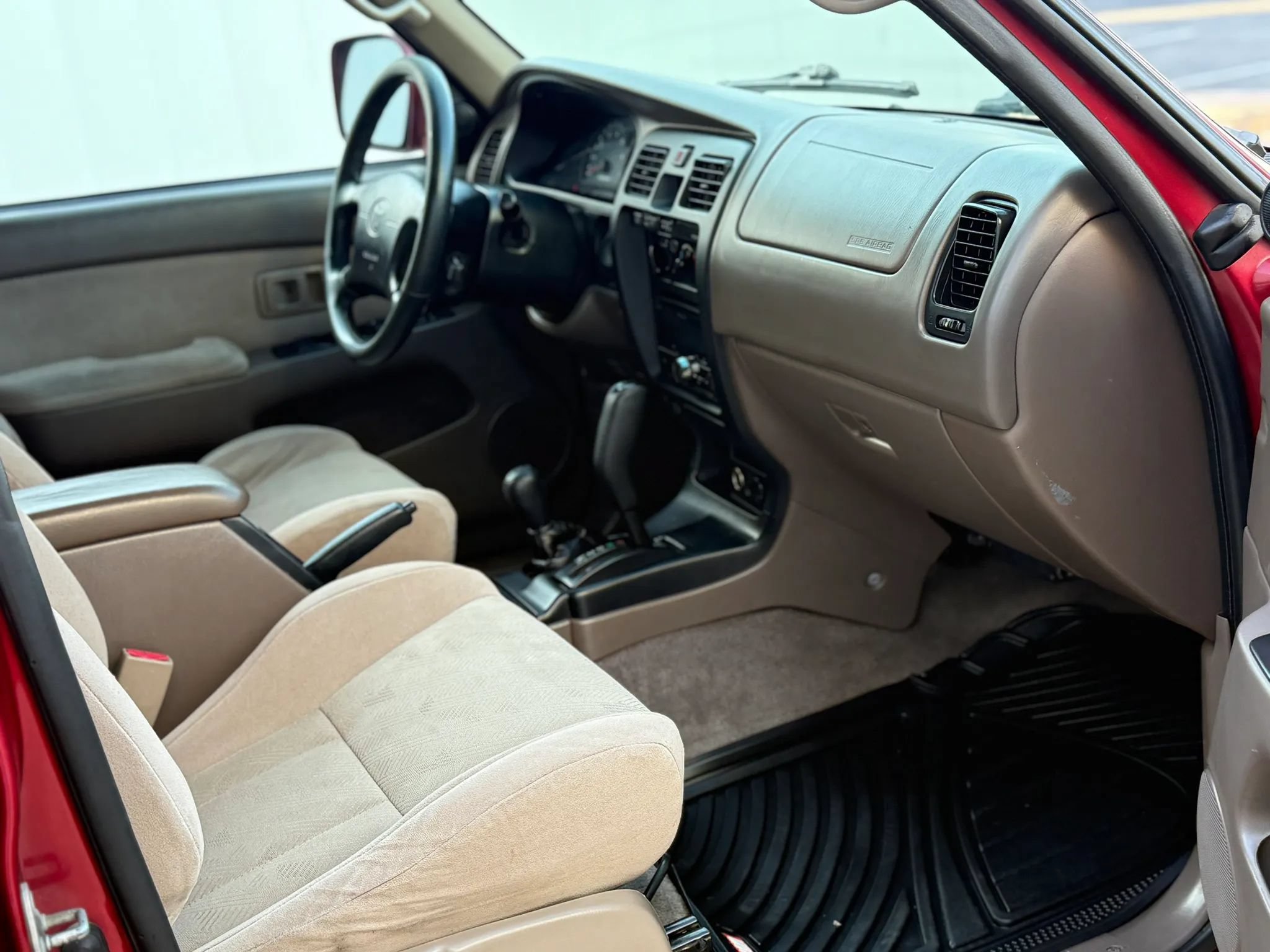 Used 2001 Toyota 4Runner SR5 AWD/4WD image 15