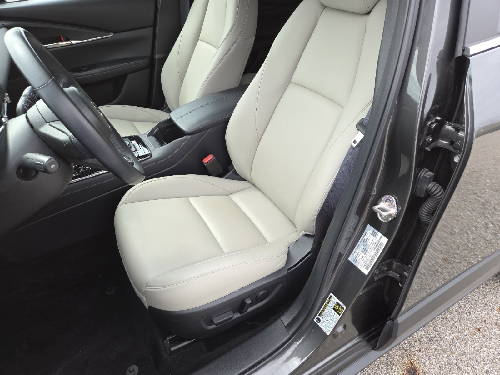 Used 2023 MAZDA CX-30 AWD 2.5 S w/ Preferred Package image 22