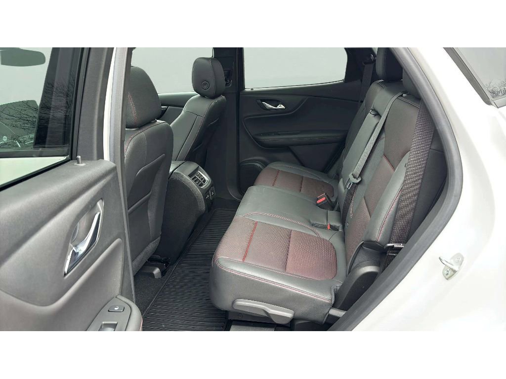 Used 2025 Chevrolet Blazer RS w/ Enhanced Convenience Package image 12