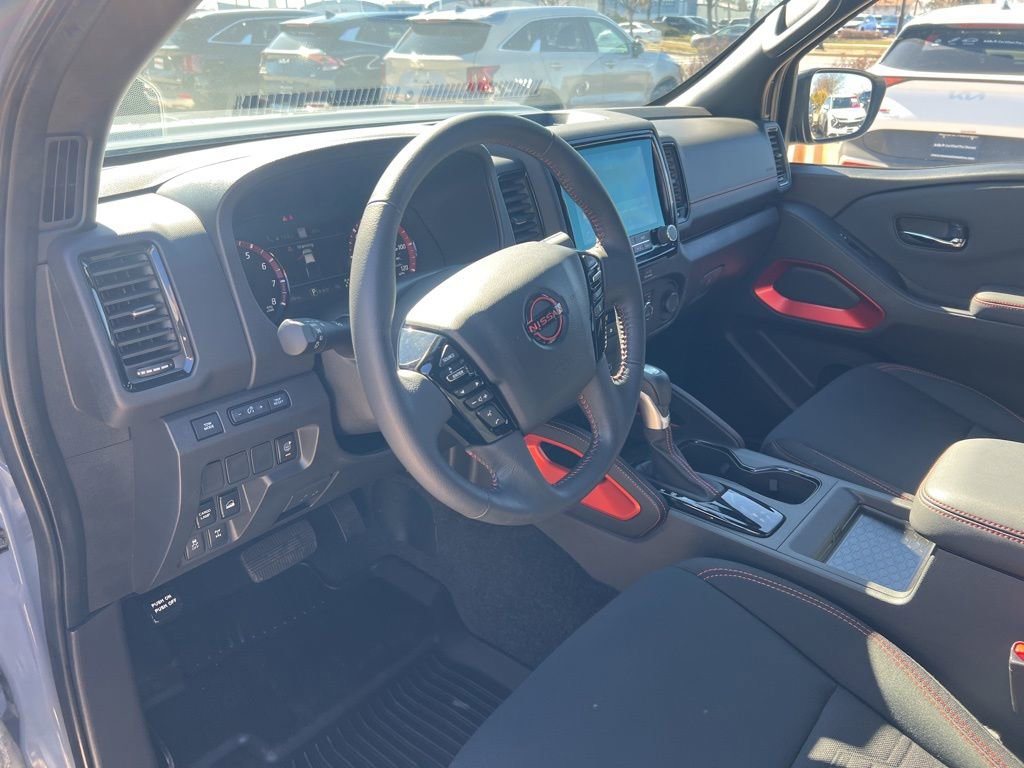 Certified 2024 Nissan Frontier PRO-4X w/ Technology Package image 6