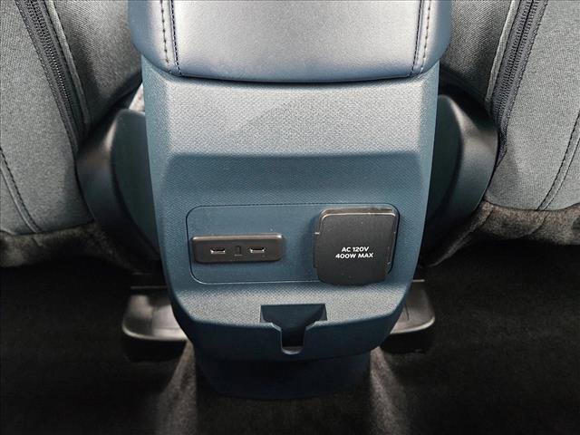 Used 2025 Ford Maverick XLT w/ XLT Luxury Package image 16