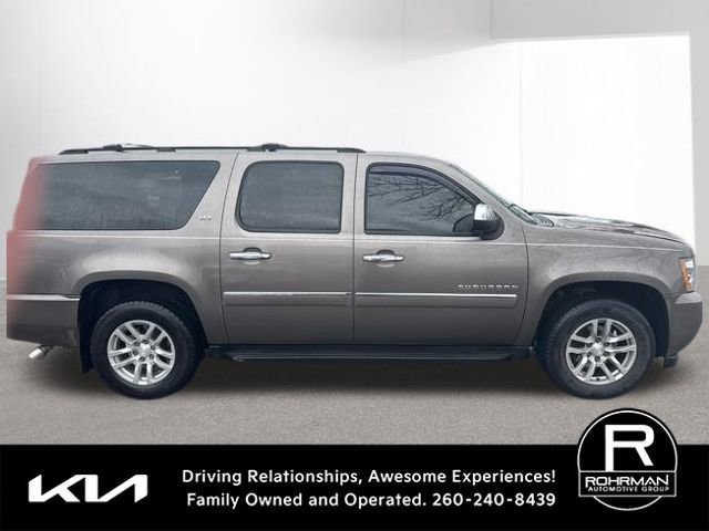 Used 2011 Chevrolet Suburban LTZ image 7