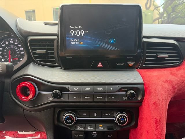 Used 2022 Hyundai Veloster N FWD image 11