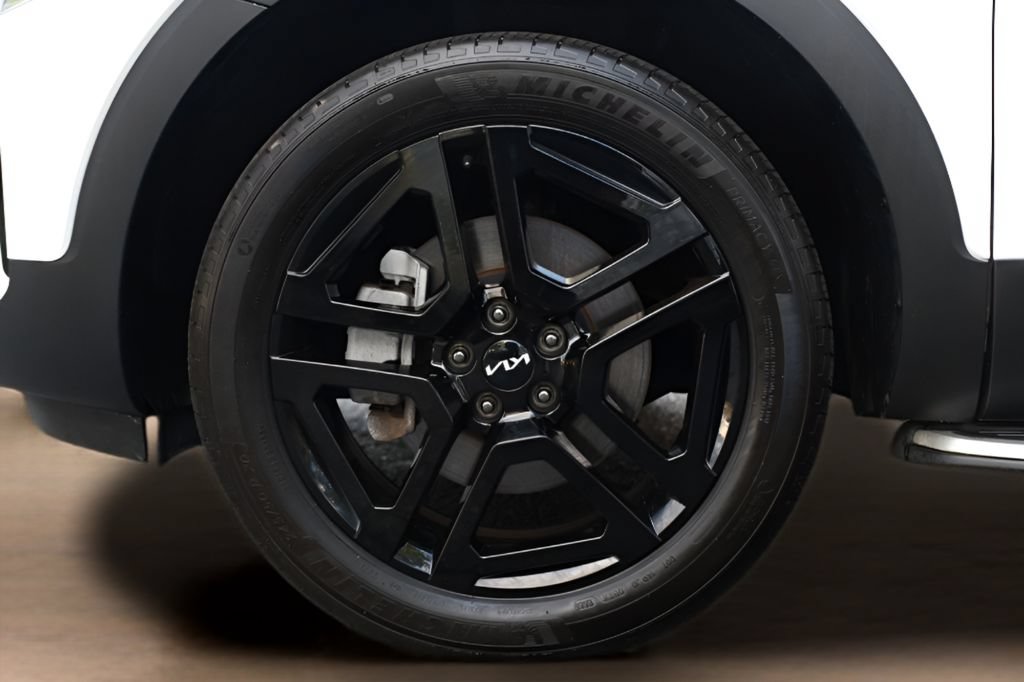 Used 2024 Kia Telluride EX X-Line AWD/4WD image 5