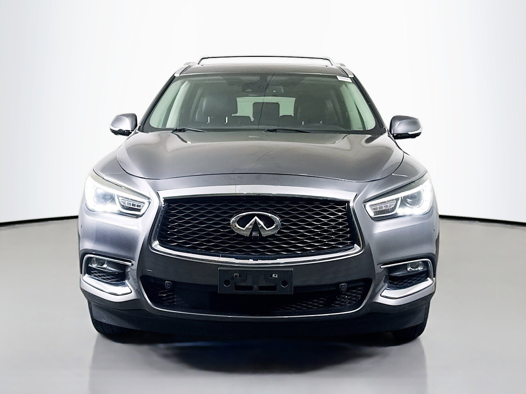 Used 2019 INFINITI QX60 Luxe w/ Sensory Package image 2