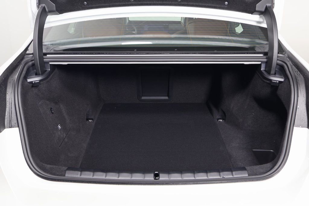 New 2026 BMW i7 eDrive50 w/ Executive Package RWD image 8