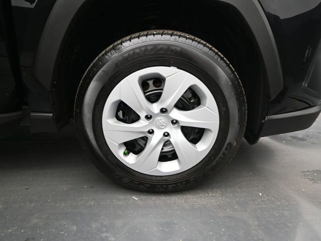 Used 2025 Toyota RAV4 LE image 16