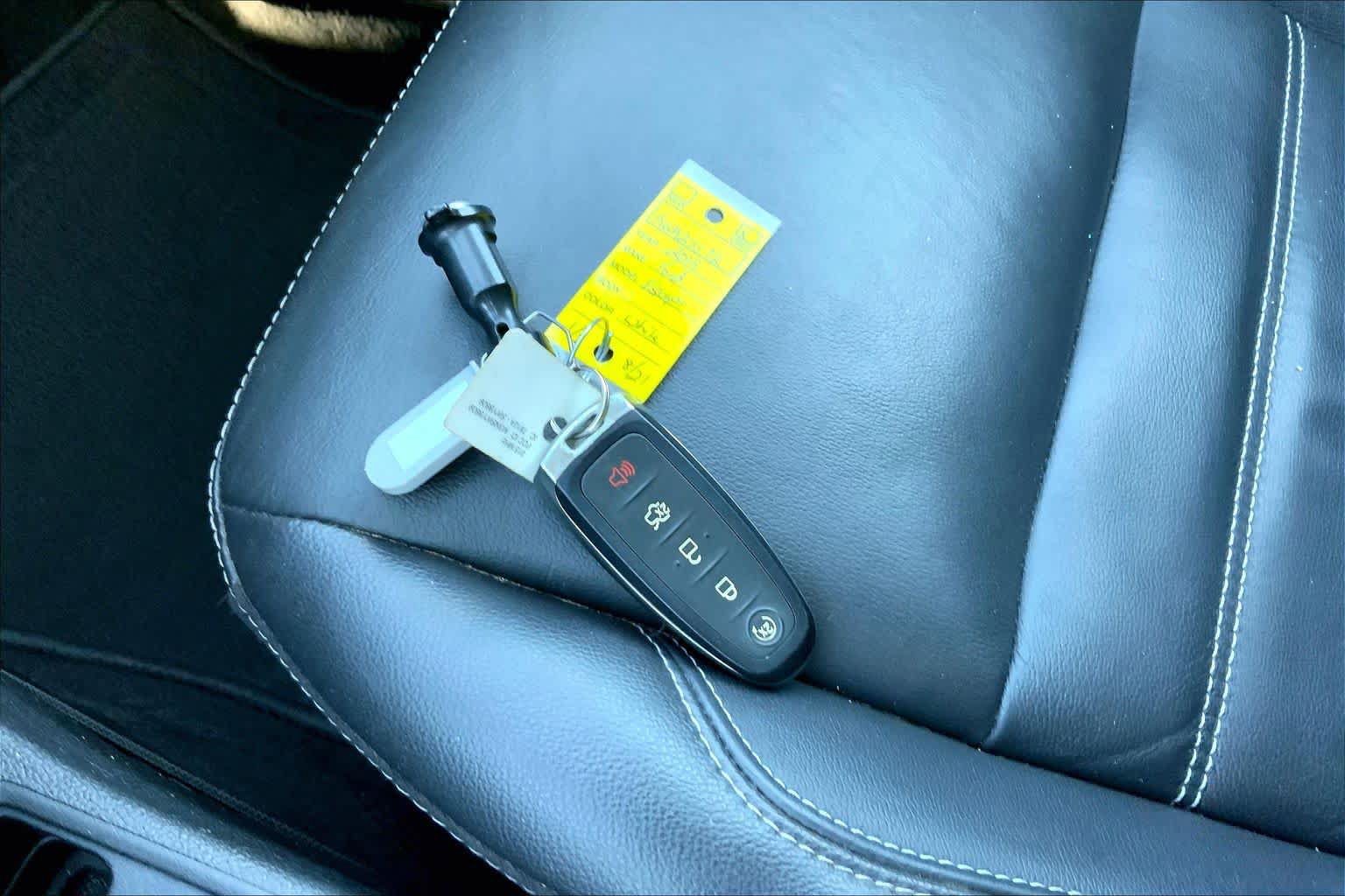 Used 2019 Ford Escape Titanium FWD image 15