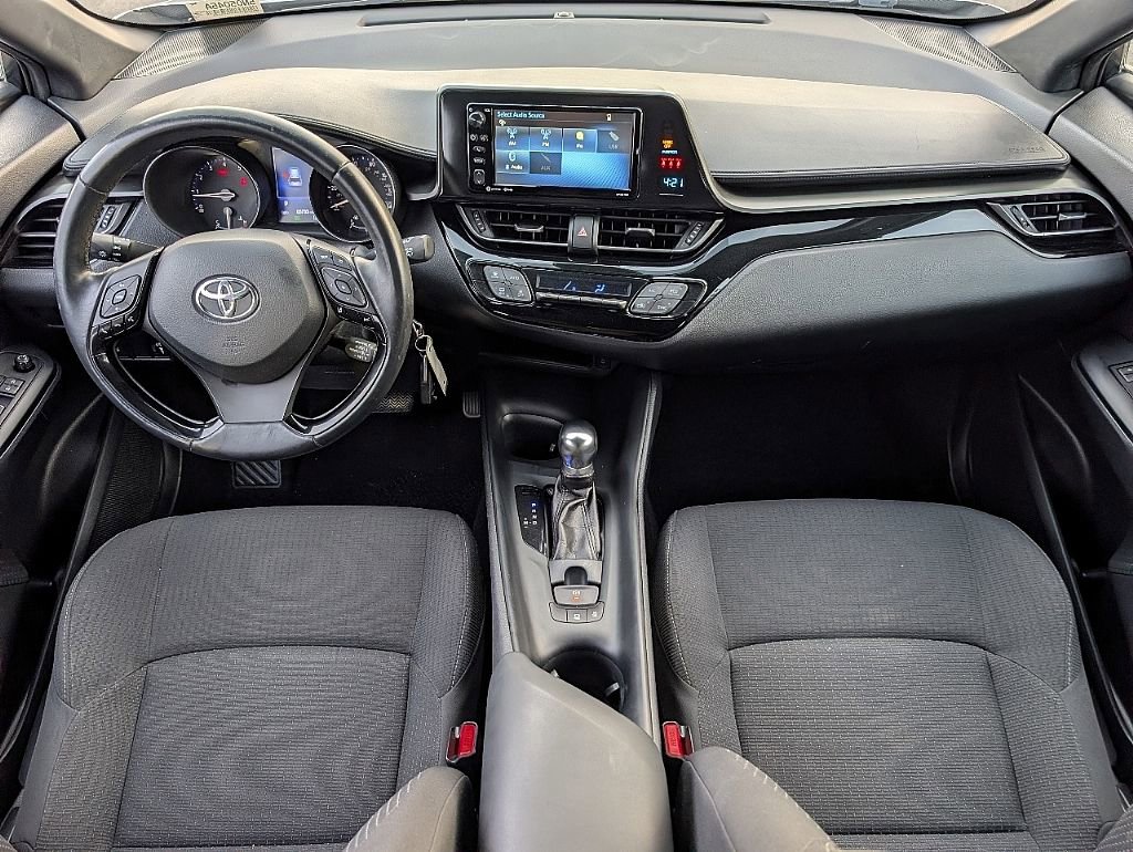 Used 2018 Toyota C-HR XLE image 19