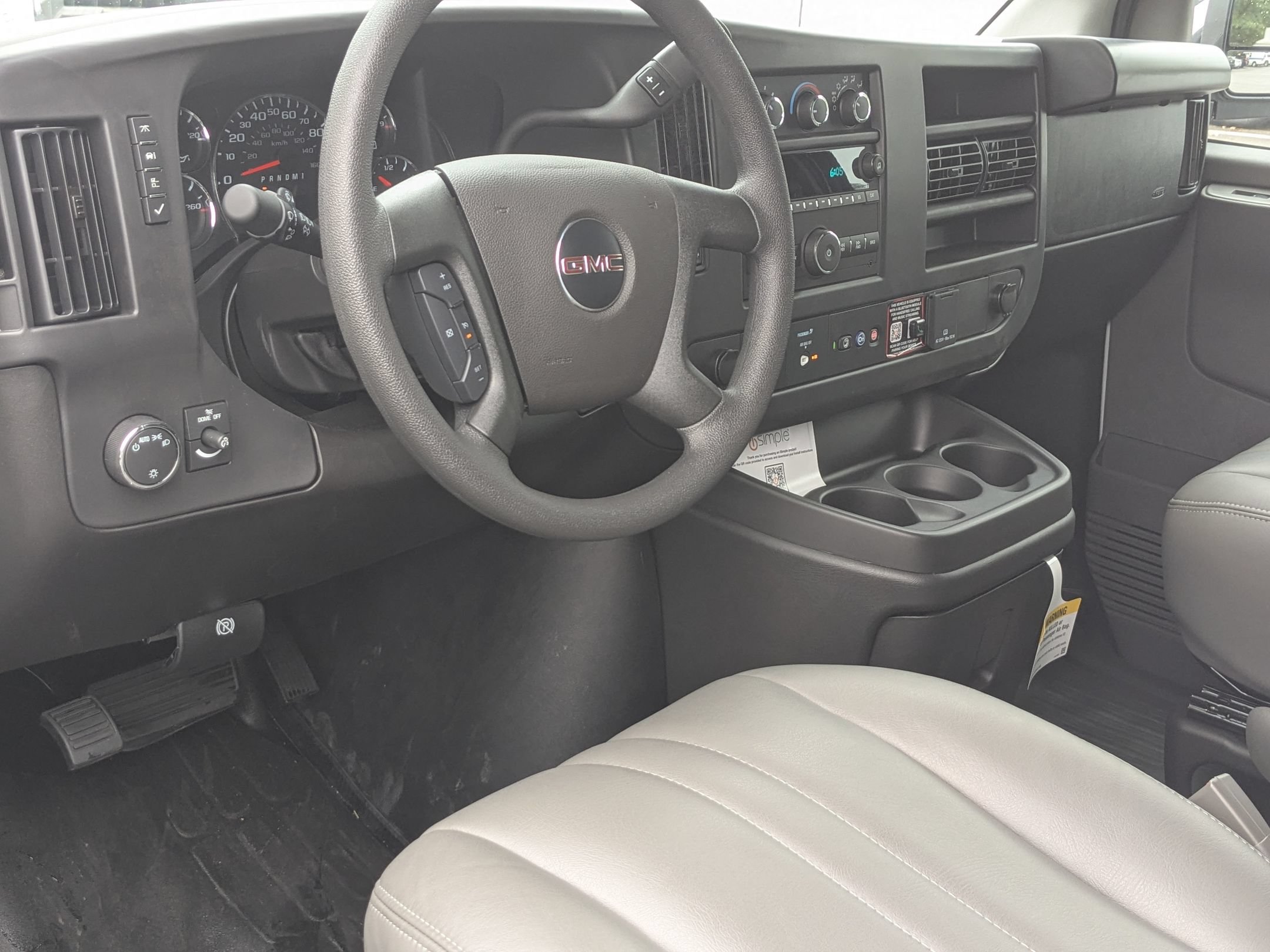 New 2025 GMC Savana 2500 Extended w/ Driver Convenience Package RWD image 9
