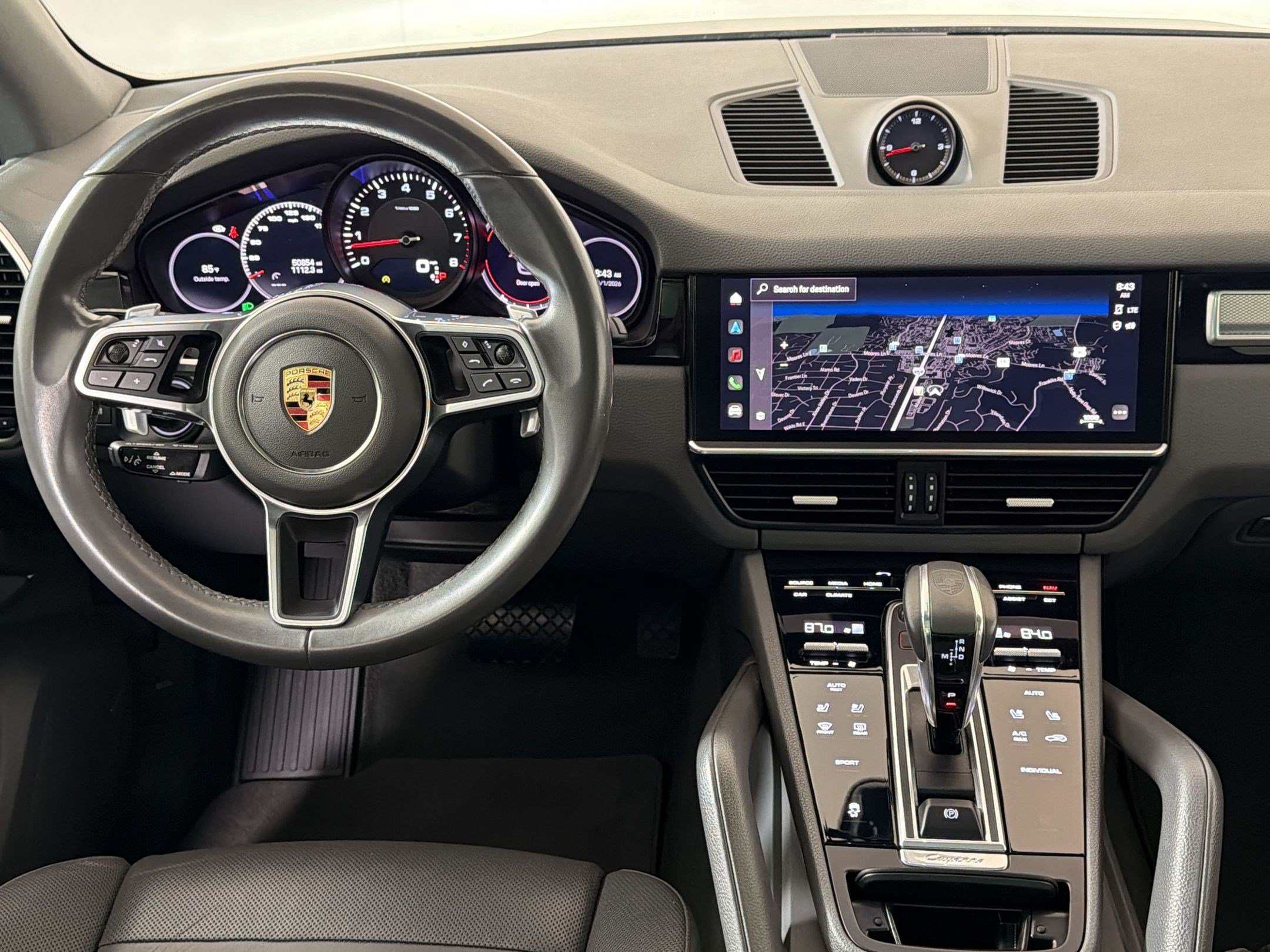 Used 2023 Porsche Cayenne Platinum Edition AWD/4WD image 26