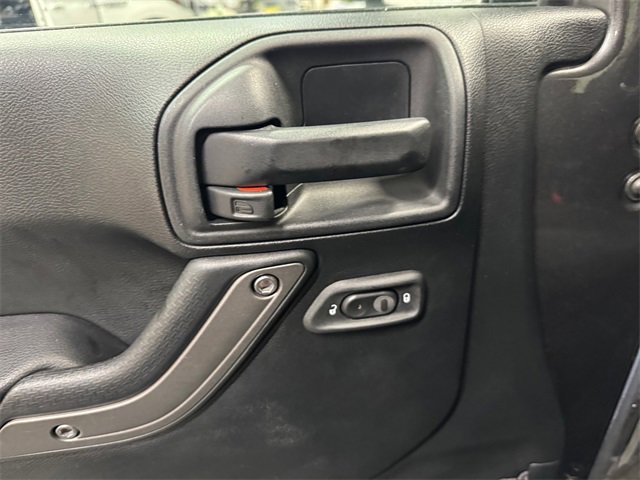 Used 2016 Jeep Wrangler Sport image 25