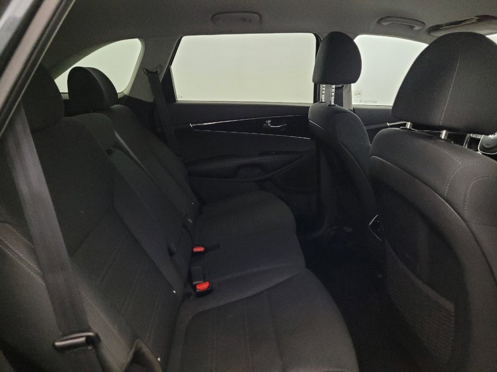 Used 2020 Kia Sorento LX w/ LX I4 Convenience Package AWD/4WD image 19
