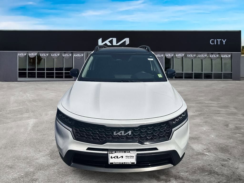 Certified 2023 Kia Sorento S w/ Panoramic Sunroof Package AWD/4WD image 2