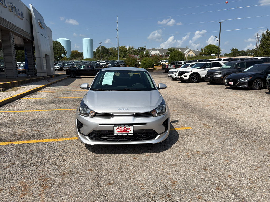 Used 2023 Kia Rio LX FWD image 2