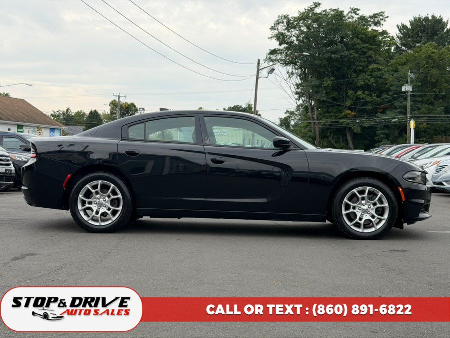 Used 2016 Dodge Charger SXT AWD/4WD image 4