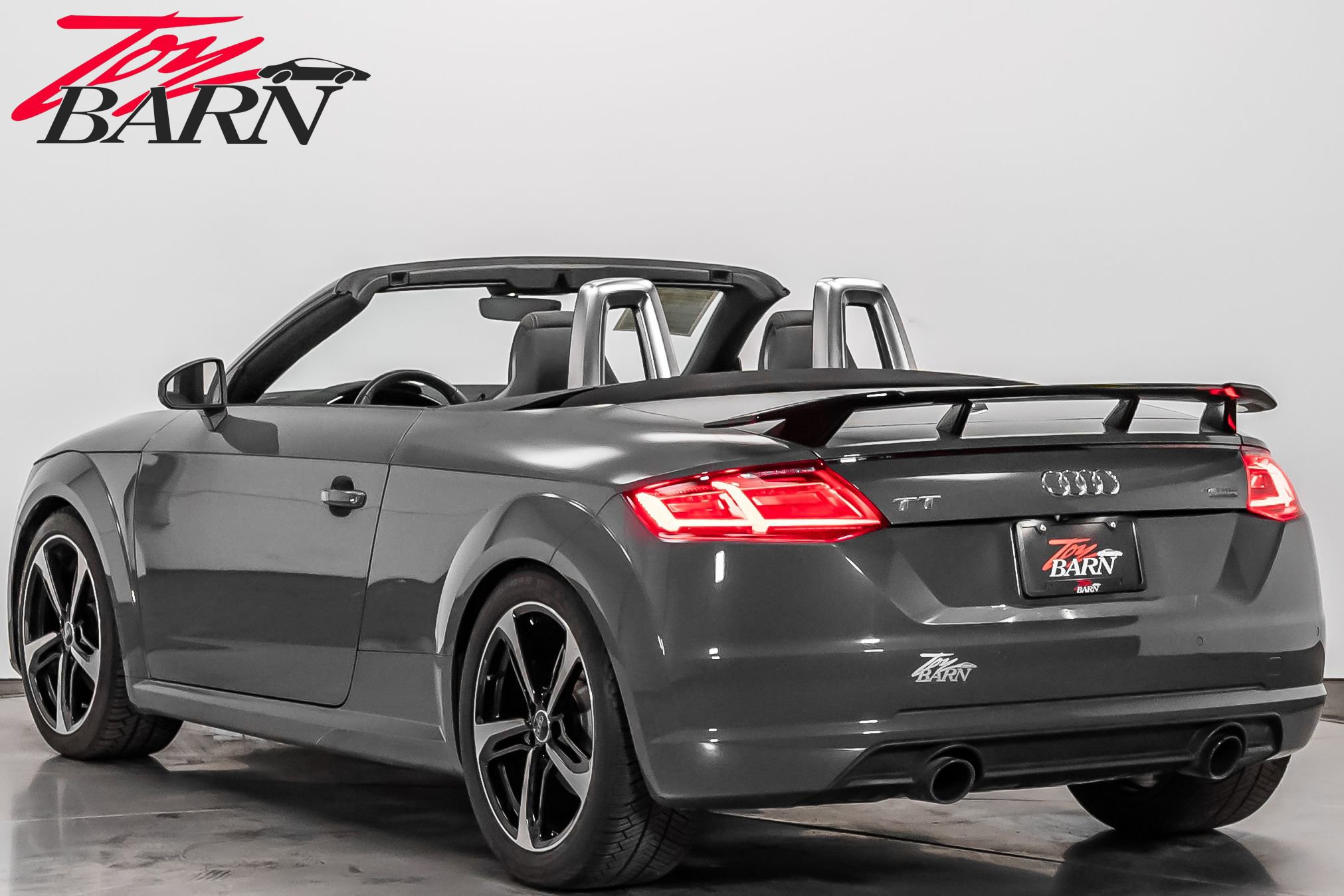 Used 2018 Audi TT 2.0T image 3