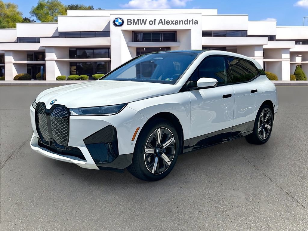 Certified 2023 BMW iX xDrive50 w/ Sport Package AWD/4WD image 3
