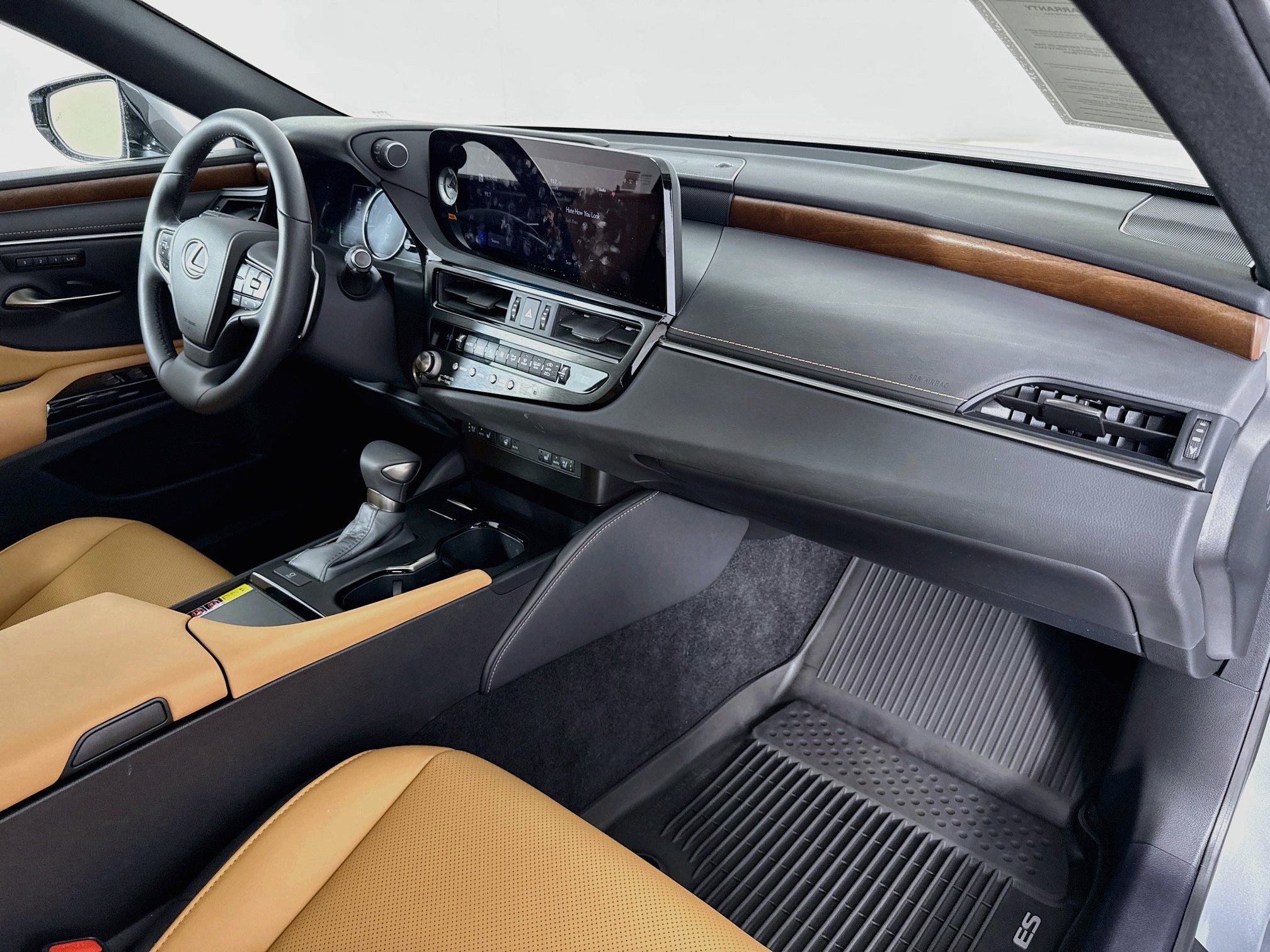 Certified 2025 Lexus ES 350 w/ Premium Package FWD image 27