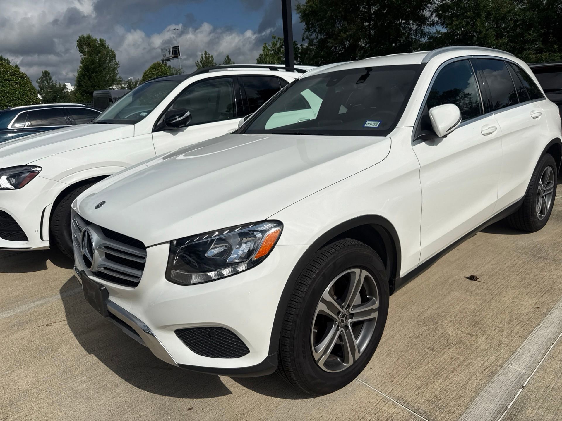 Used 2019 Mercedes-Benz GLC 300 4MATIC image 8