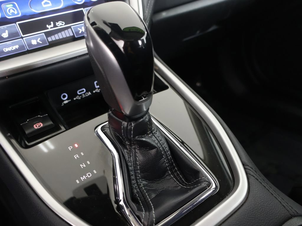 Used 2023 Subaru Outback Premium image 3