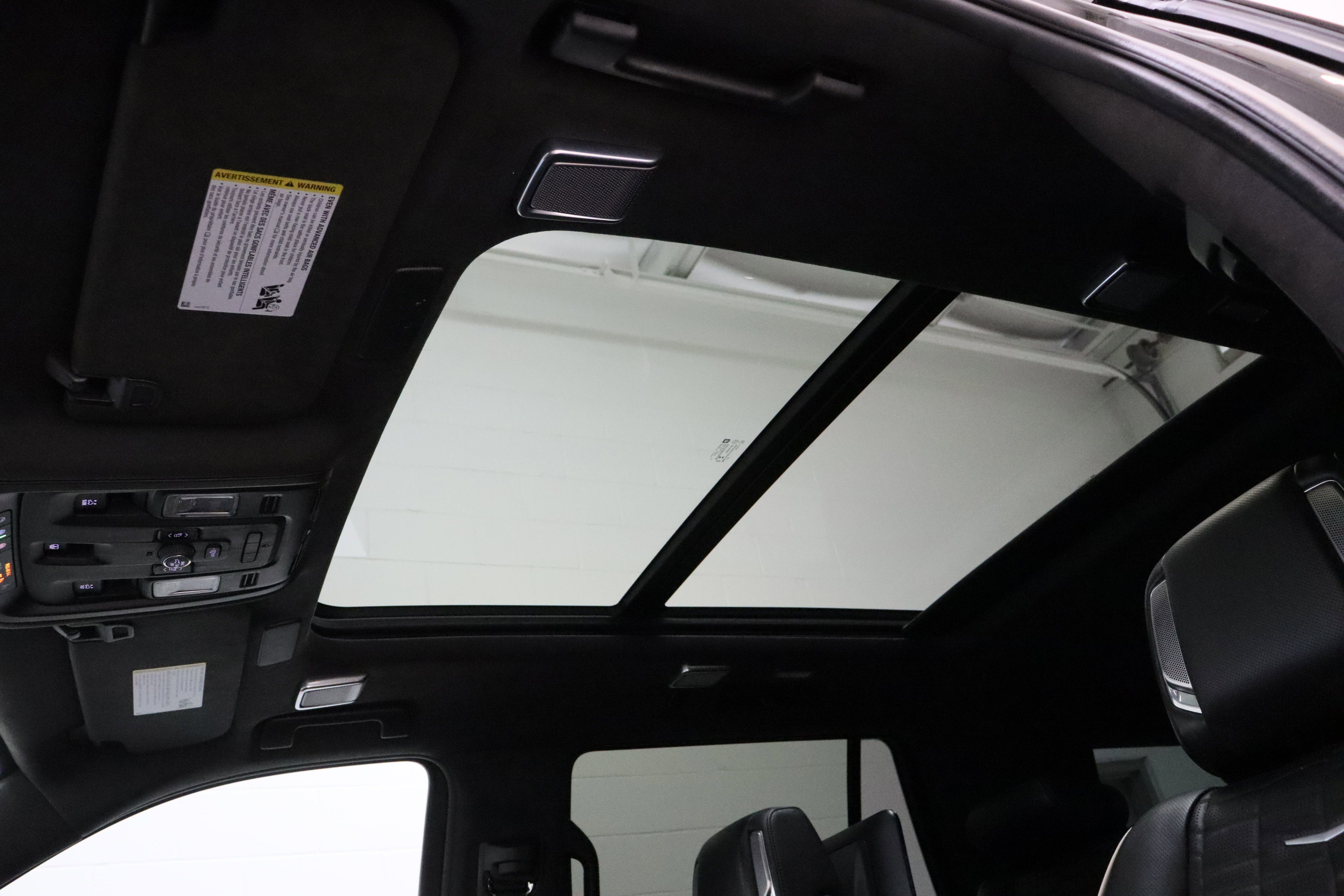 Used 2021 Cadillac Escalade Sport Platinum w/ Heavy-Duty Trailer Package image 33