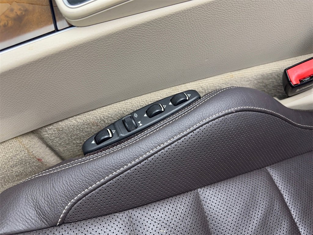 Used 2016 Mercedes-Benz E 400 Cabriolet image 35