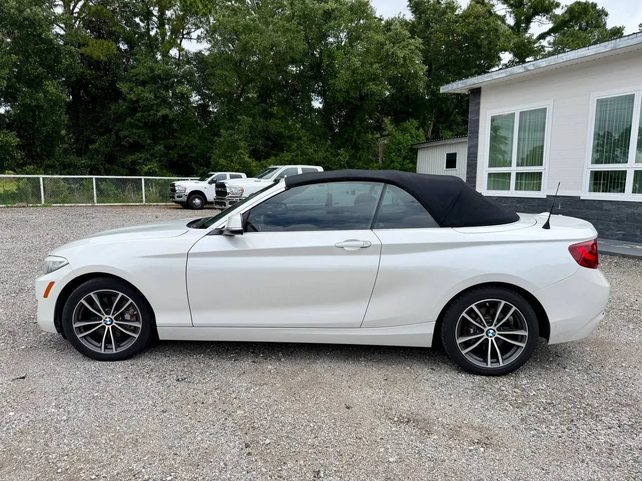 Used 2016 BMW 228i Convertible w/ Premium Package RWD image 8