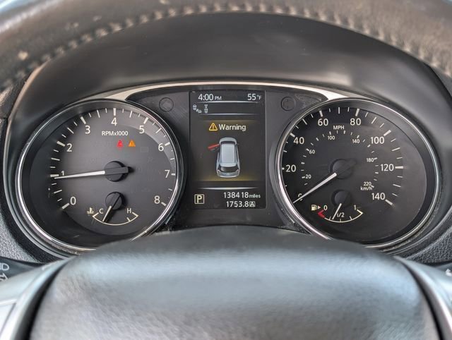 Used 2015 Nissan Rogue SL w/ SL Premium Package image 26