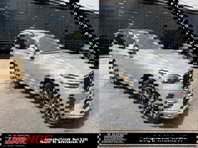Certified 2022 Volvo XC60 B5 Momentum w/ Advanced Package