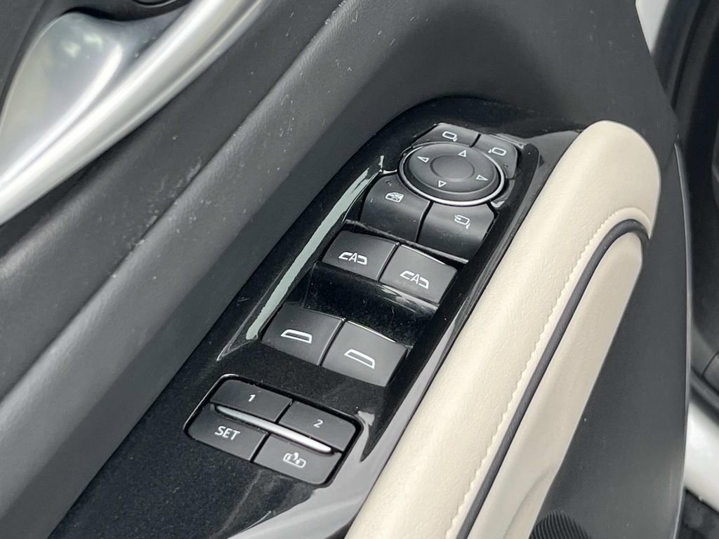 Certified 2023 Cadillac Escalade ESV Sport w/ Touring Package image 27