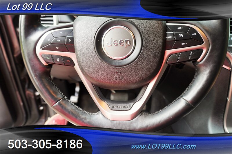 Used 2018 Jeep Grand Cherokee Limited AWD/4WD image 24