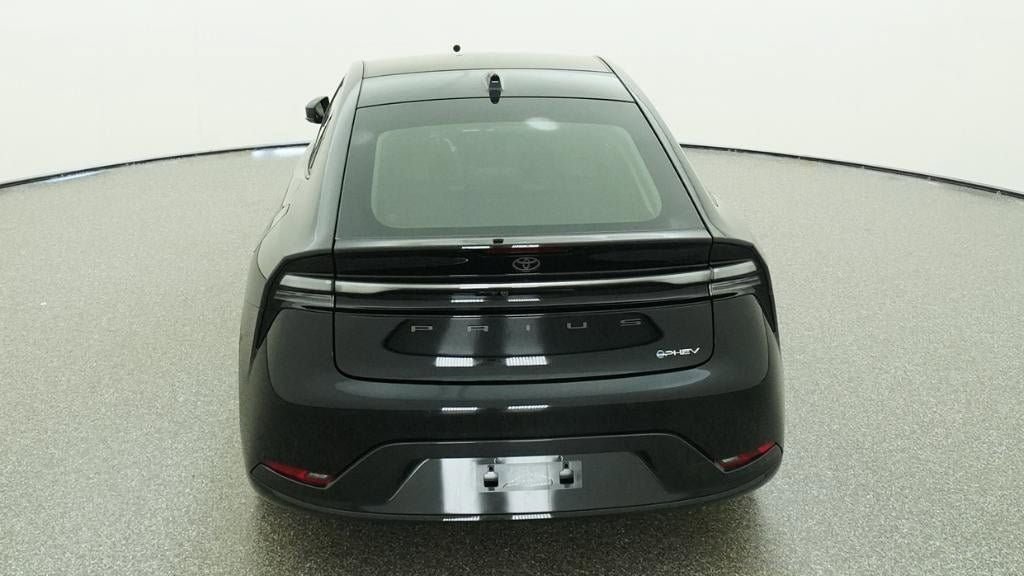 New 2026 Toyota Prius Plug-In Hybrid FWD image 7