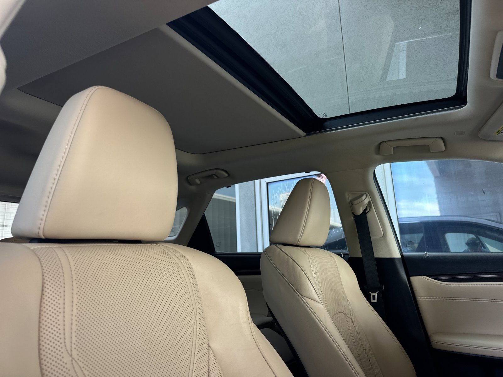 Used 2021 Lexus RX 350 FWD w/ Luxury Package image 16