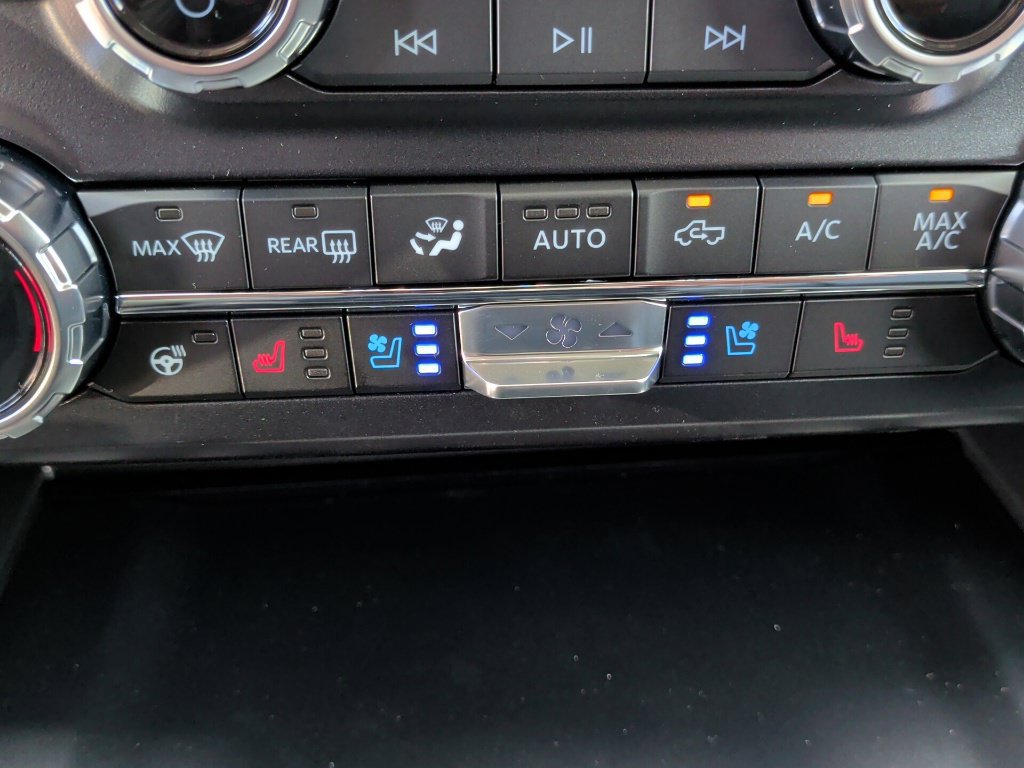 New 2027 Ford F250 Lariat w/ Black Appearance Package AWD/4WD image 28
